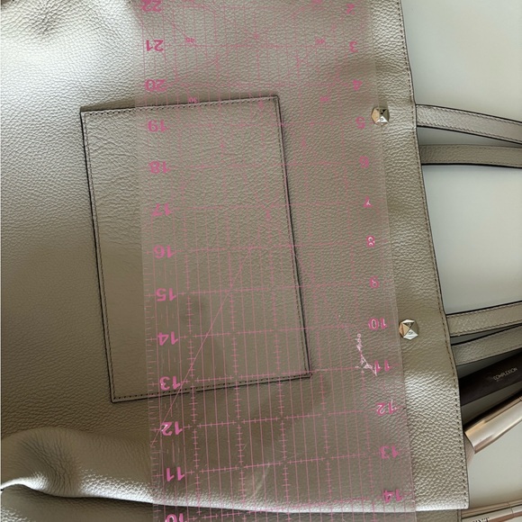 HENRI BENDEL Influencer Pebbled Leather Tote Feather Gray - Picture 9 of 13